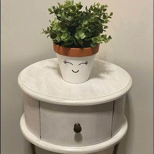 Cute Accent Clay Flower Pot